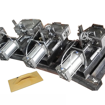 Linea di produzione della schiuma di poliuretano di Trowel 124.8g/s del muratore 14*28